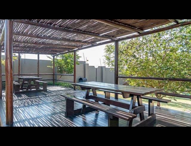 2 BEDROOM APARTMENT FOR SALE IN LONEHILL